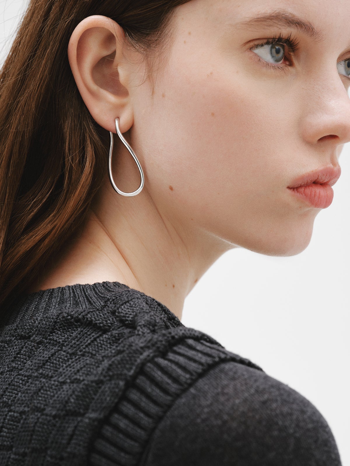 Pendientes de aro ondulados grandes de plata 925