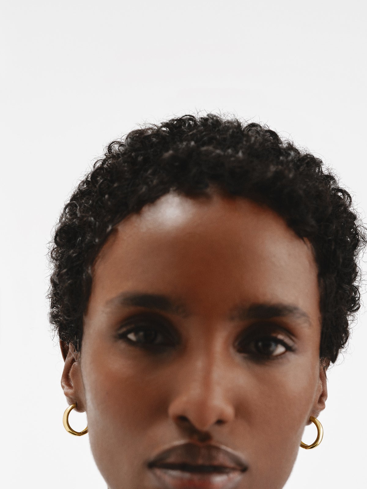 Pendientes de aro gruesos medianos de plata 925 bañada en oro amarillo de 18K