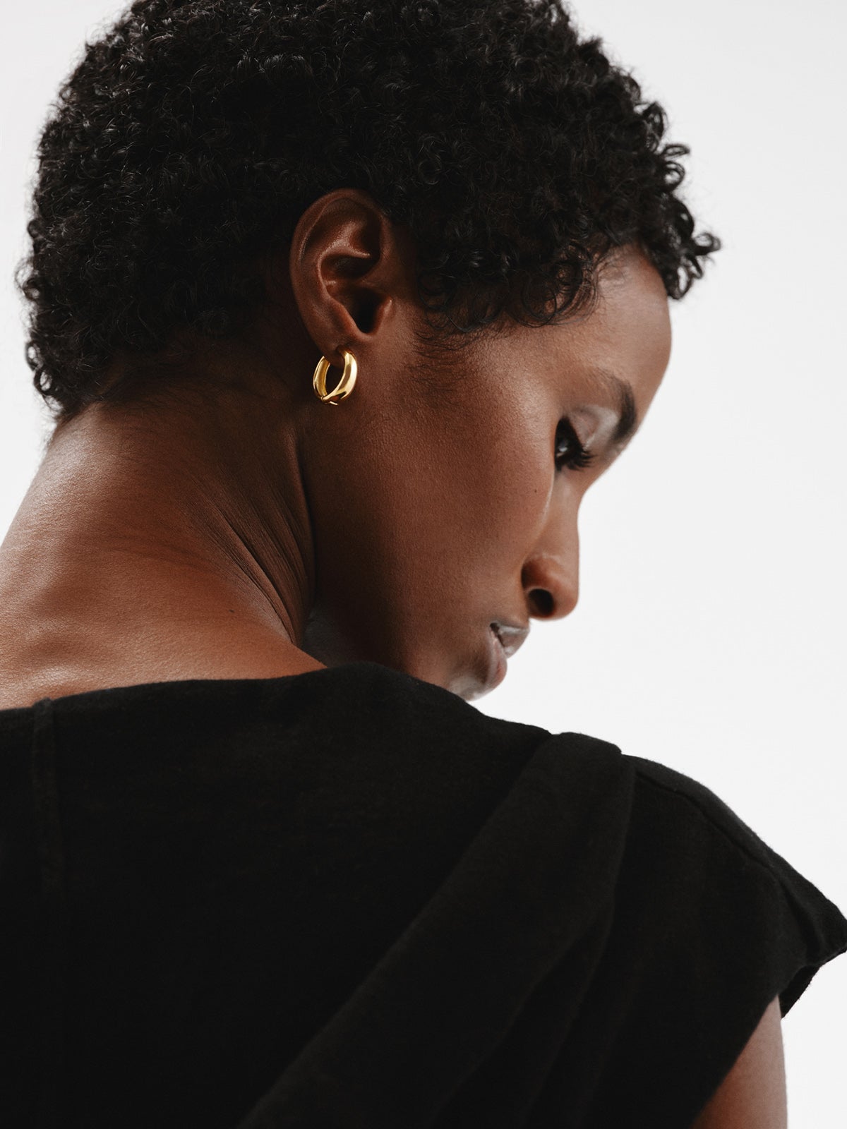 Pendientes de aro gruesos medianos de plata 925 bañada en oro amarillo de 18K