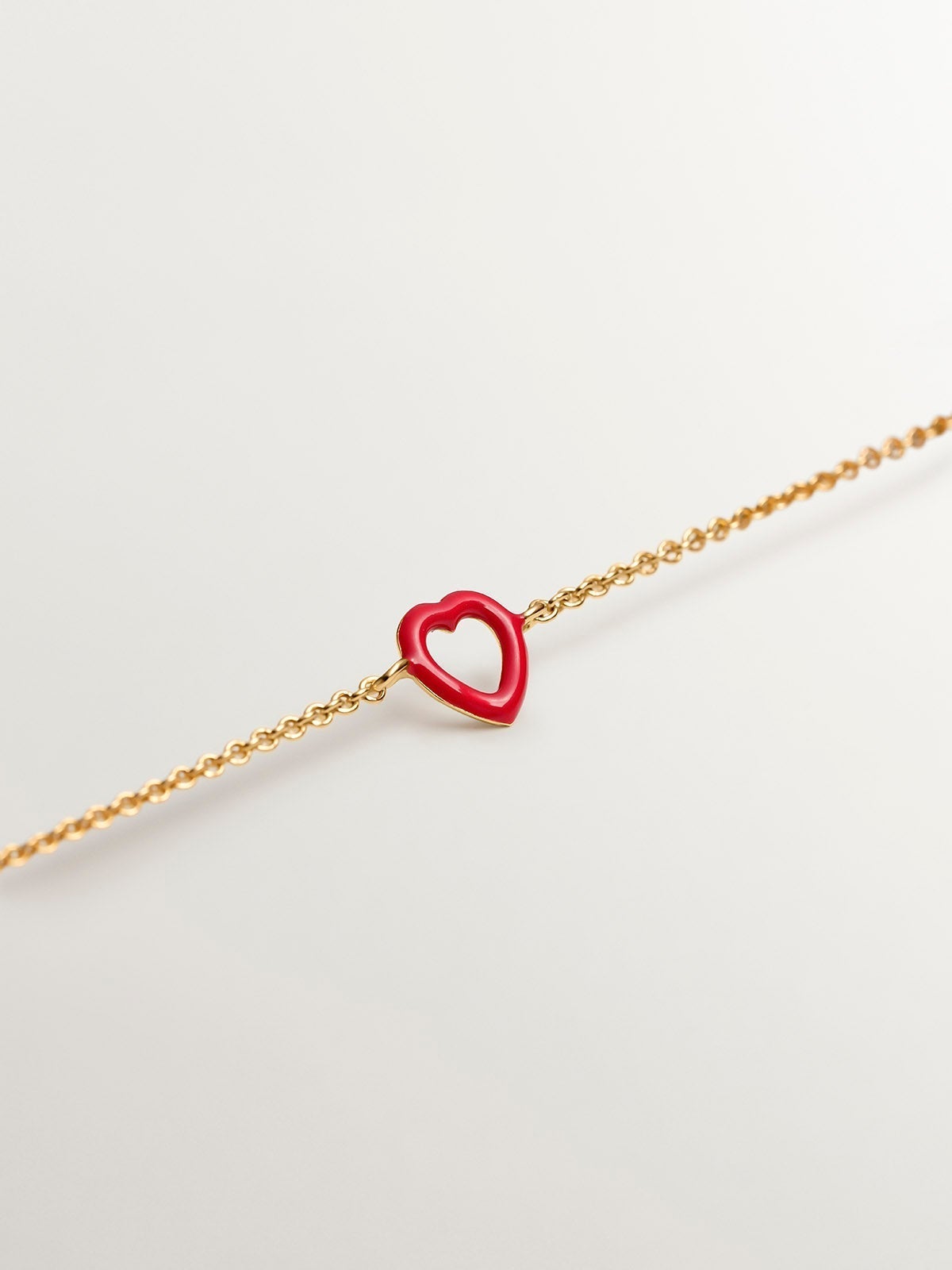 Pulsera de plata 925 bañada en oro amarillo de 18K con corazón de esmalte rojo