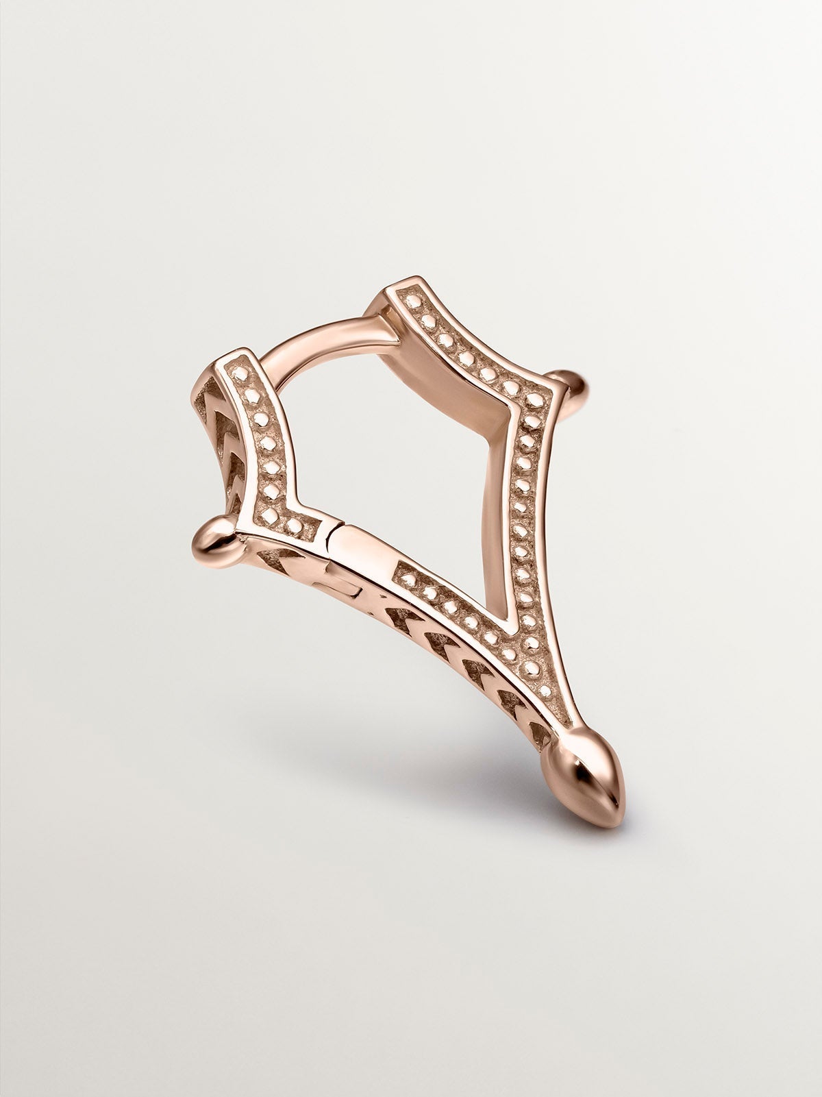 Pendiente individual de oro rosa de 9K con forma de rombo