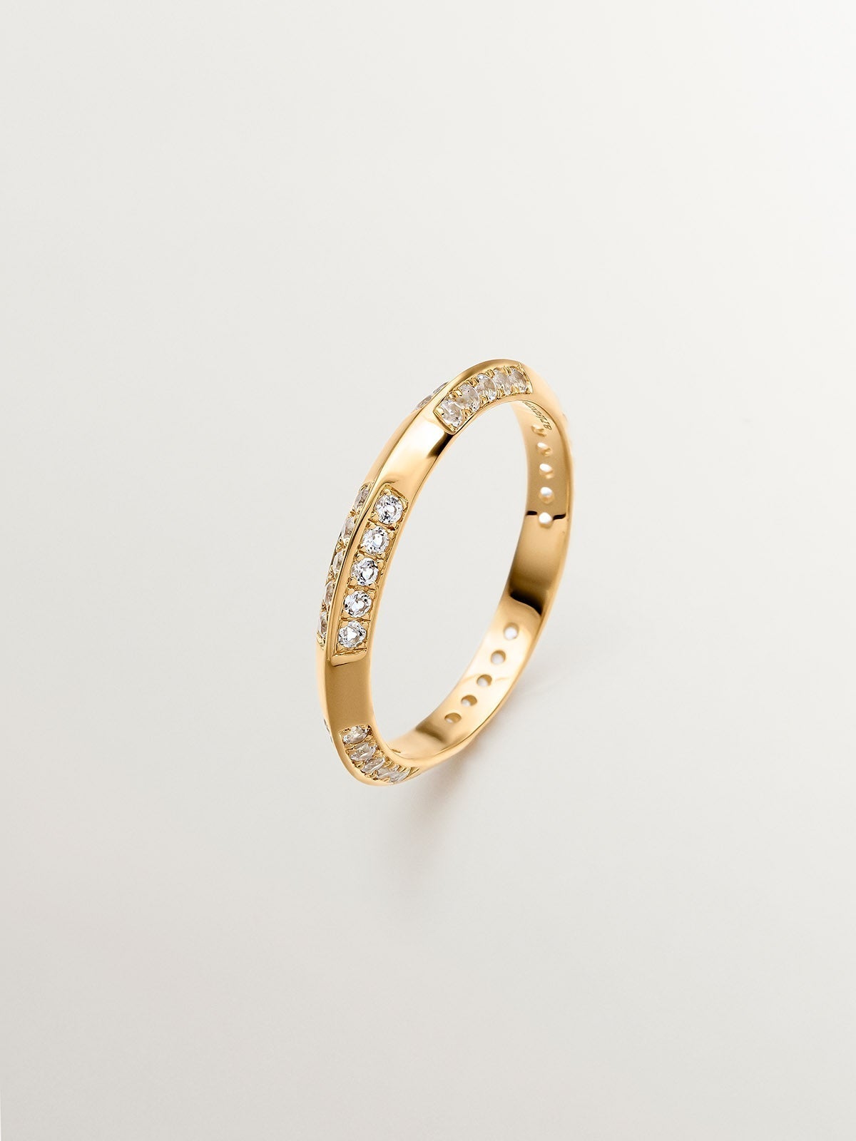 Anillo de plata 925 bañada en oro amarillo de 18K con topacios blancos