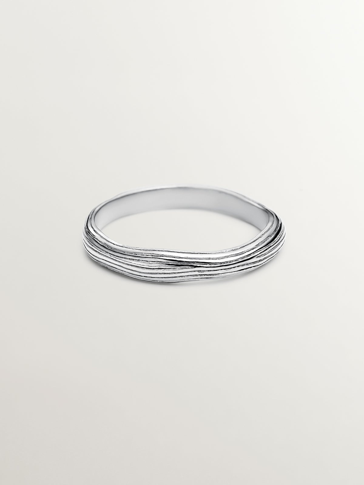 Anillo de plata 925 con relieve