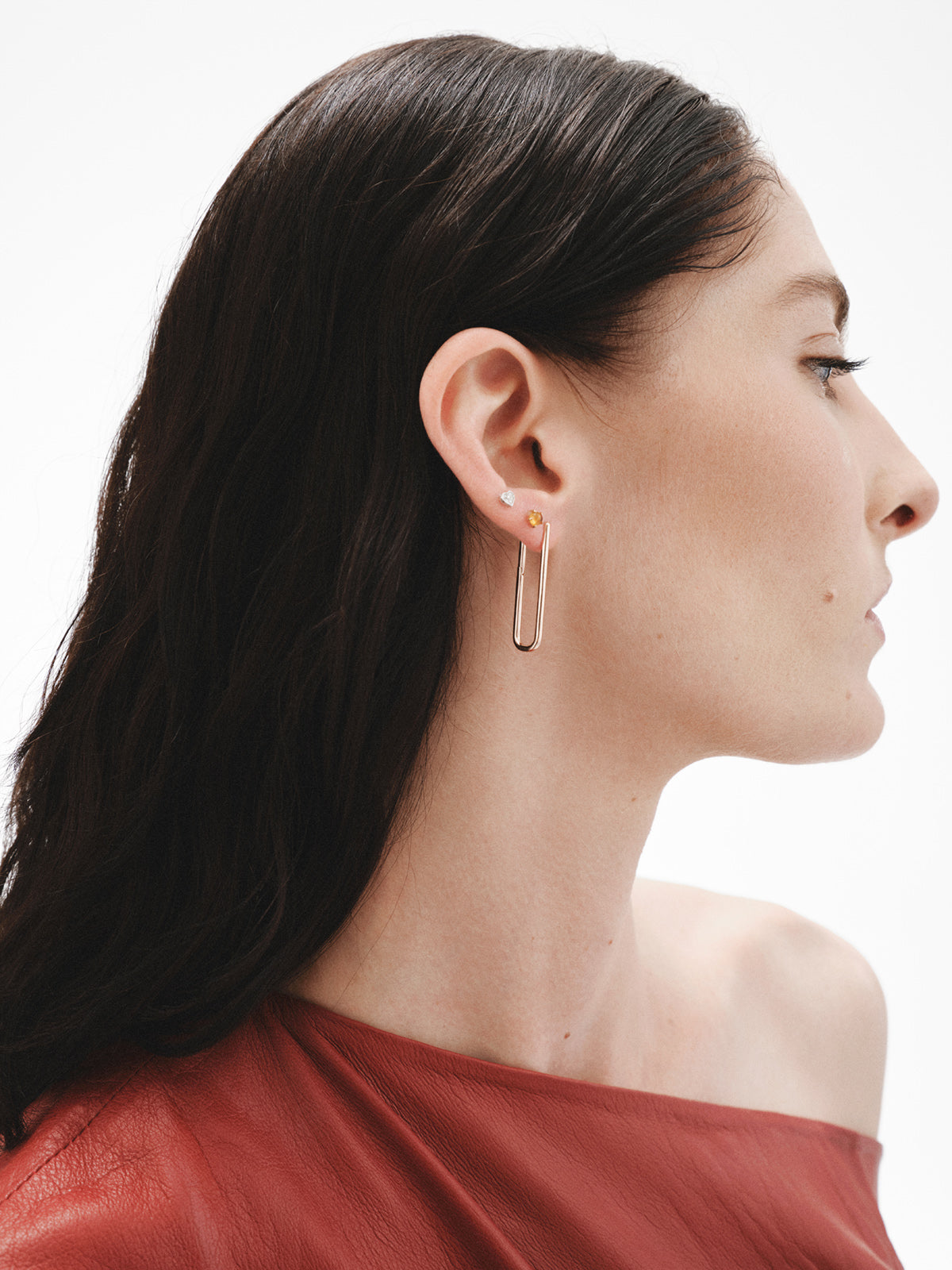 18K white gold heart-shaped piercing with 0.3 ct diamonds
