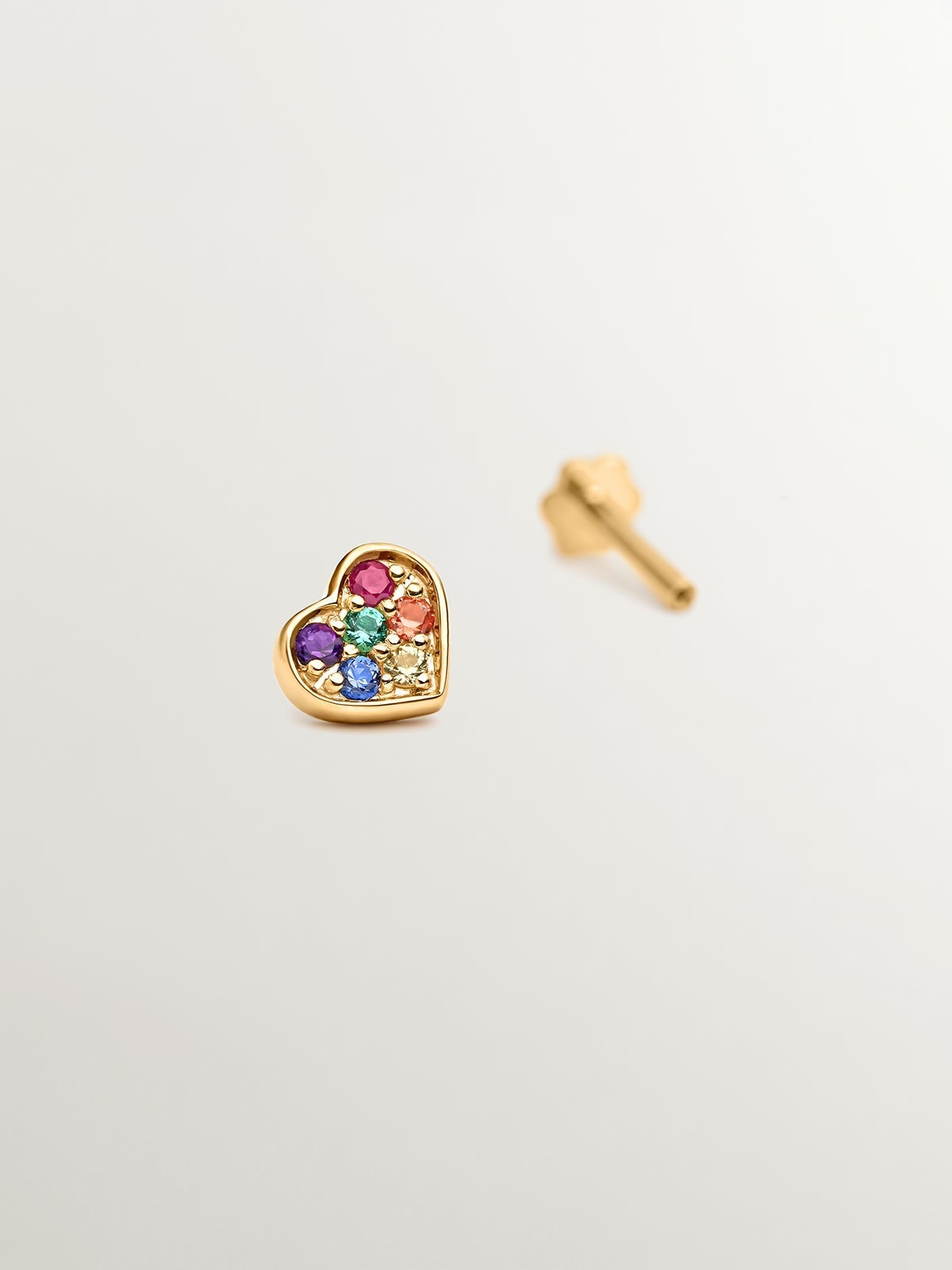 Piercing de oro amarillo de 18K con esmeralda, rubí y zafiros multicolor con forma de corazón