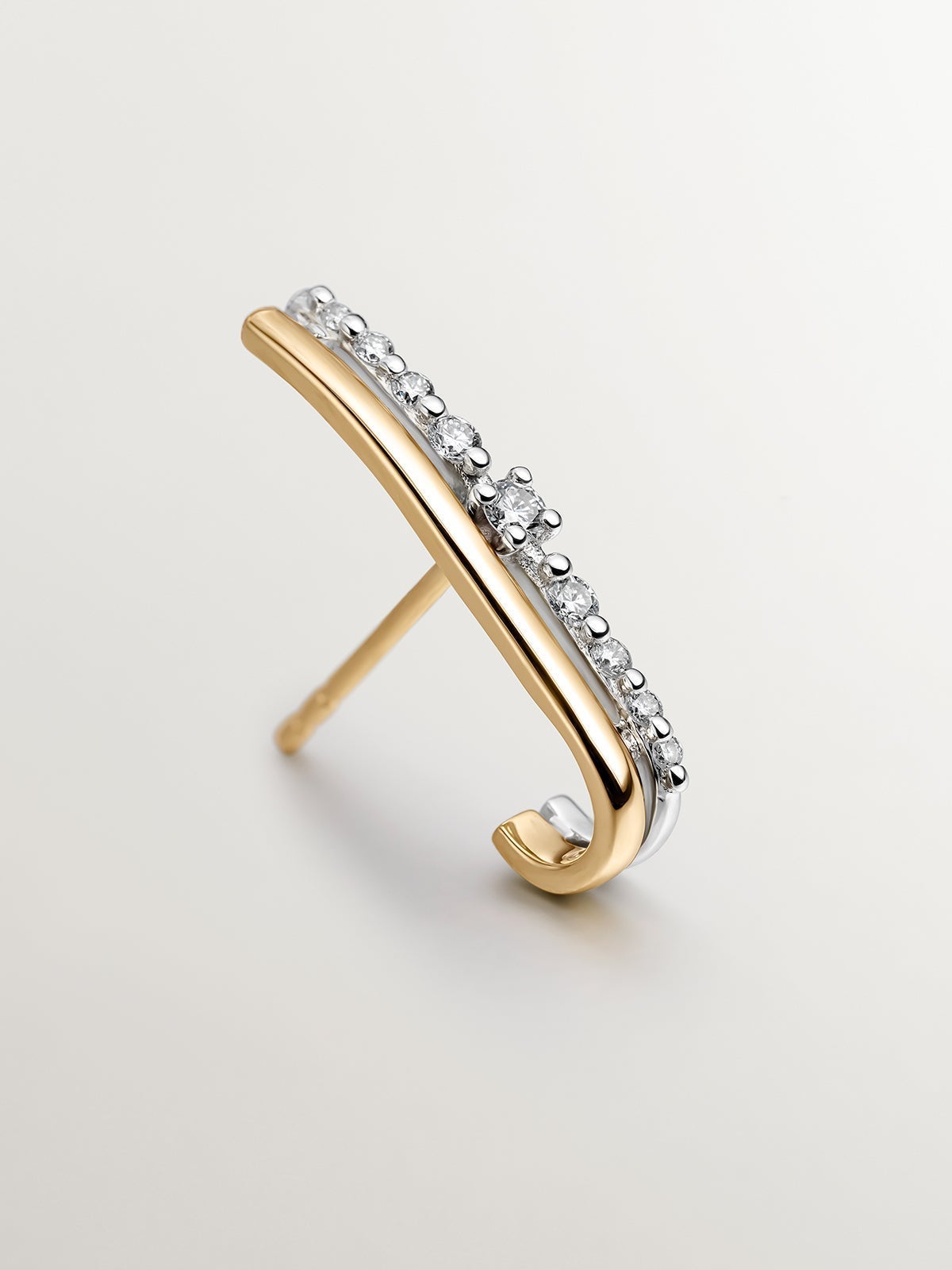 Pendiente individual trepador derecho de oro amarillo y blanco de 18K con diamantes