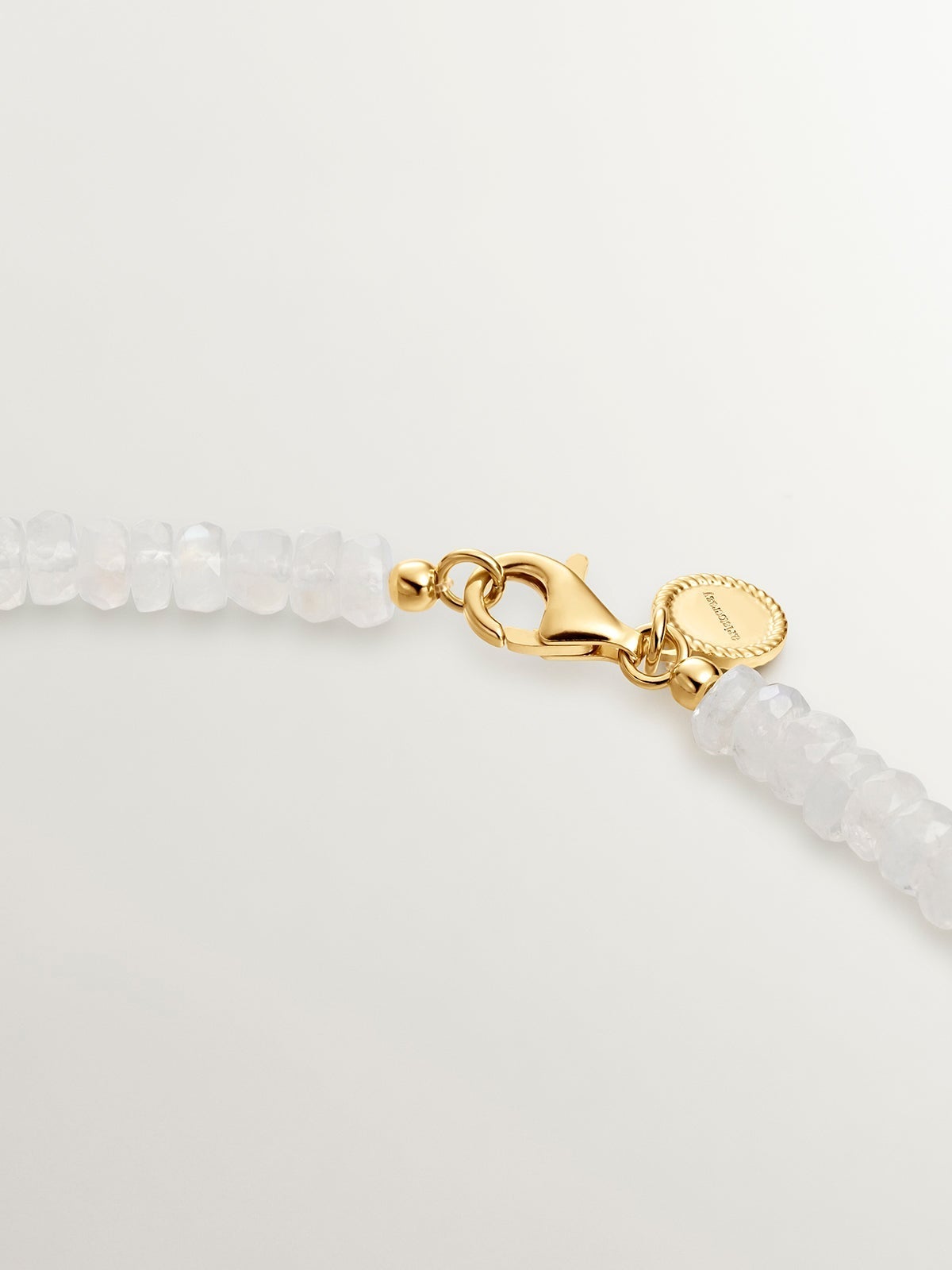 Collar de plata 925 bañada en oro amarillo de 18K con bolitas de piedra luna