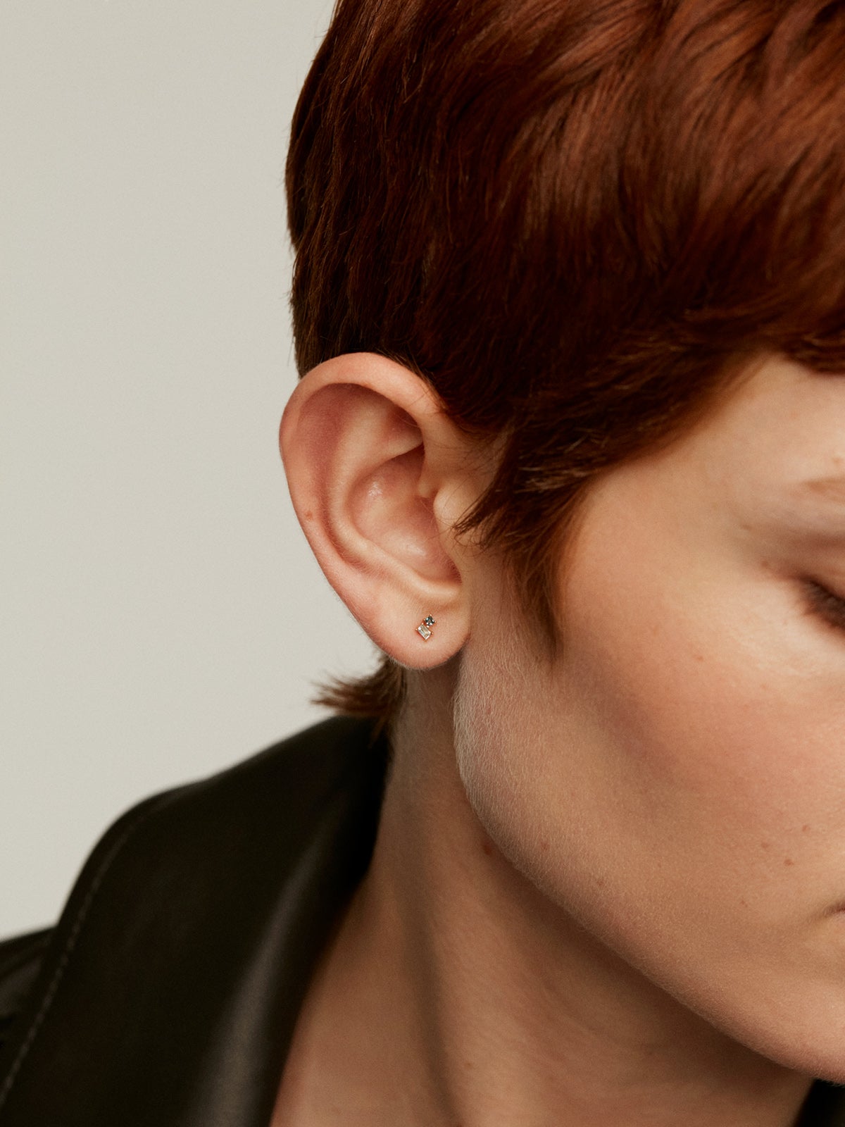 Pendientes de plata 925 bañada en oro amarillo de 18K con topacios azules