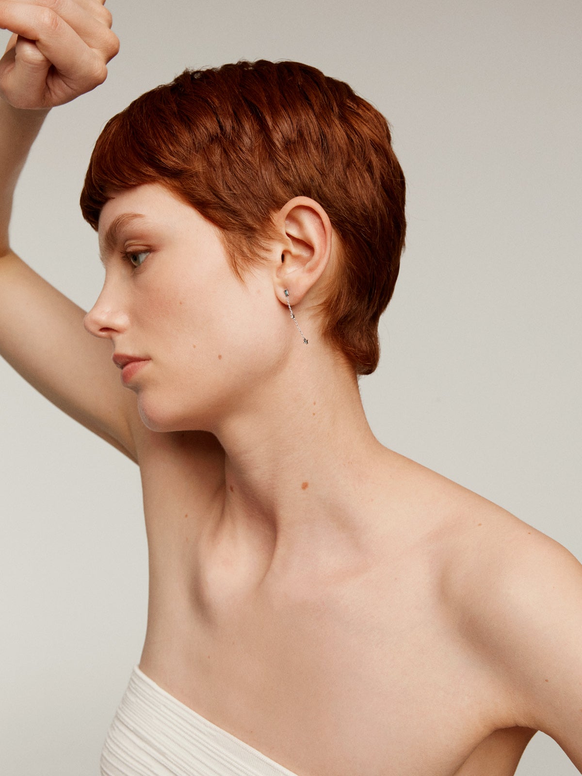 Pendientes largos de cadena de plata 925 con topacios azules y blancos