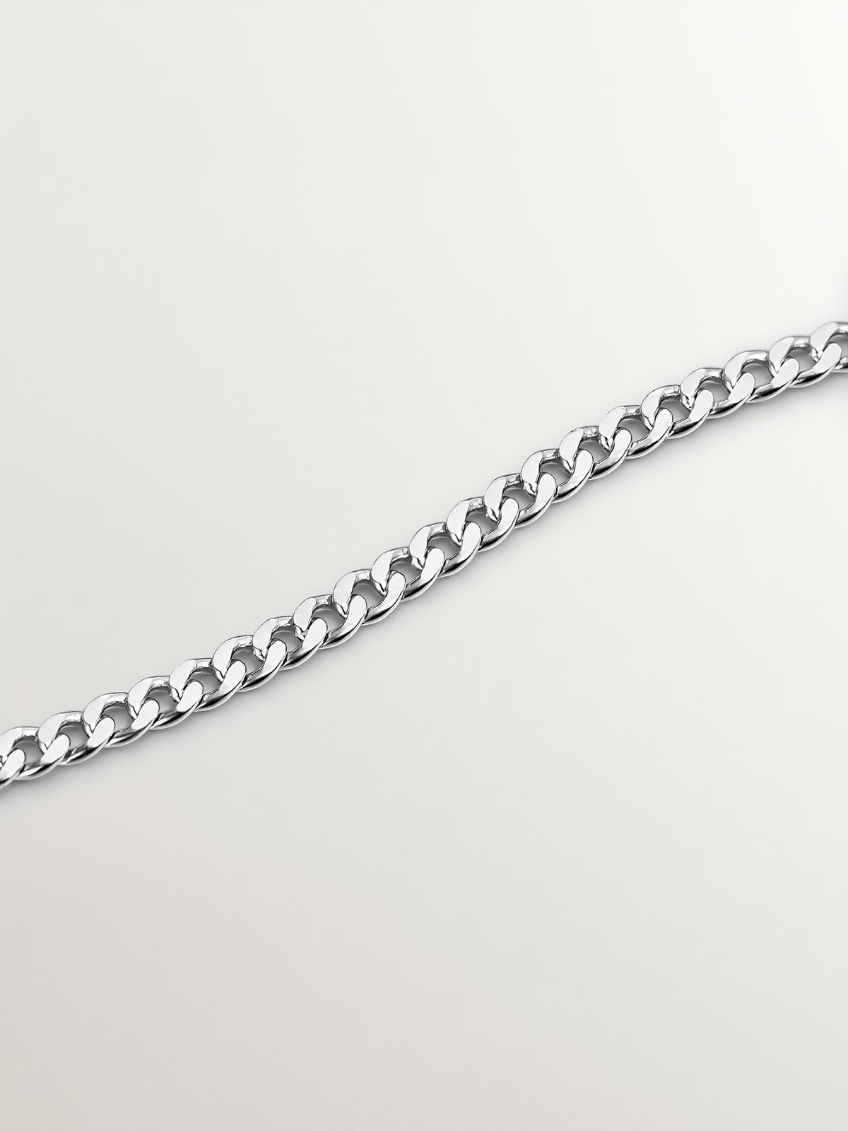 Collar de plata 925 de eslabones rolo con cierre frontal geométrico