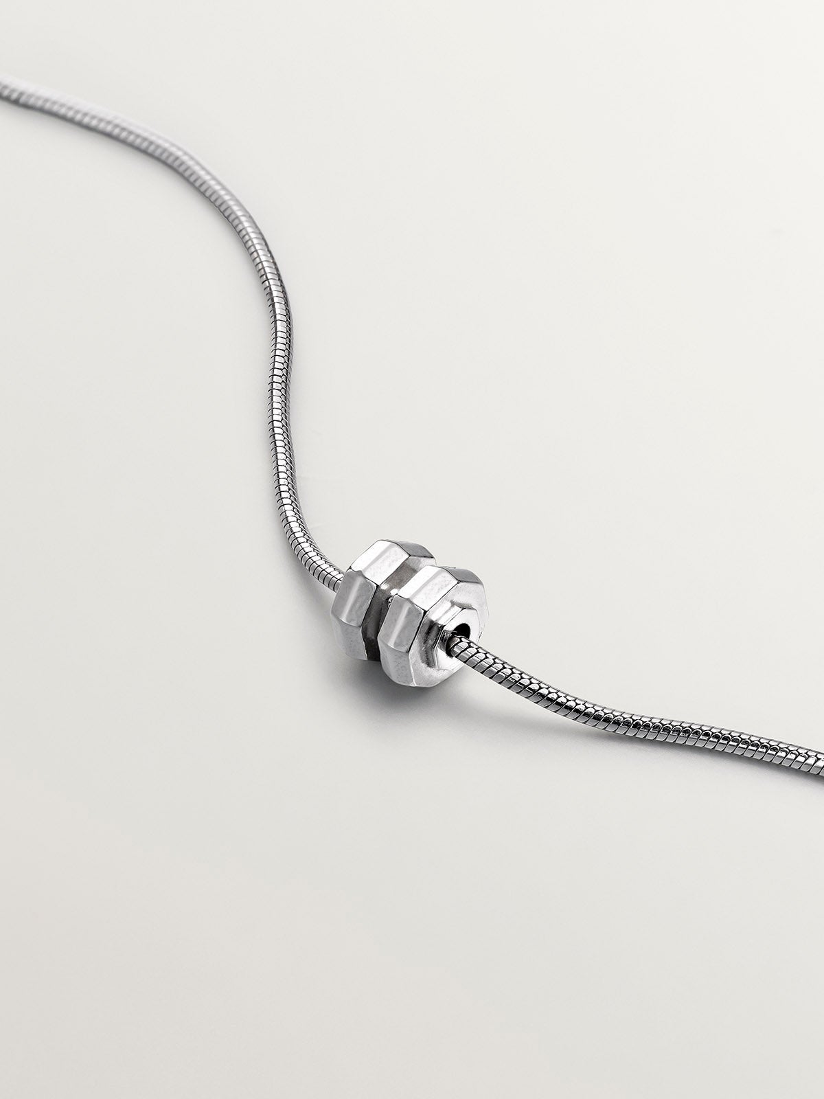 Pulsera de plata 925 de eslabones barbado con motivo geométrico