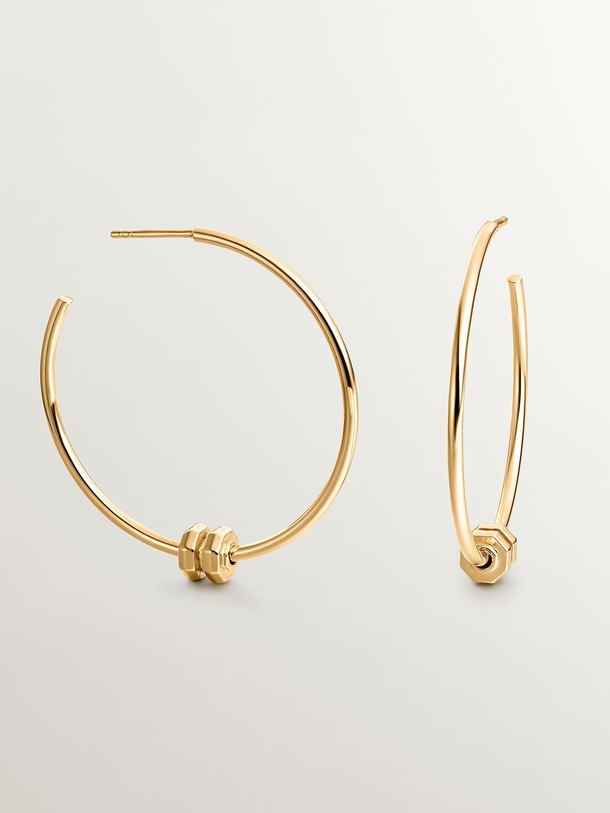 Pendientes de aro de plata 925 bañada en oro amarillo de 18K con motivo geométrico