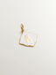Charm de plata 925 bañada en oro amarillo de 18K con inicial A y esmalte blanco con forma de rombo irregular