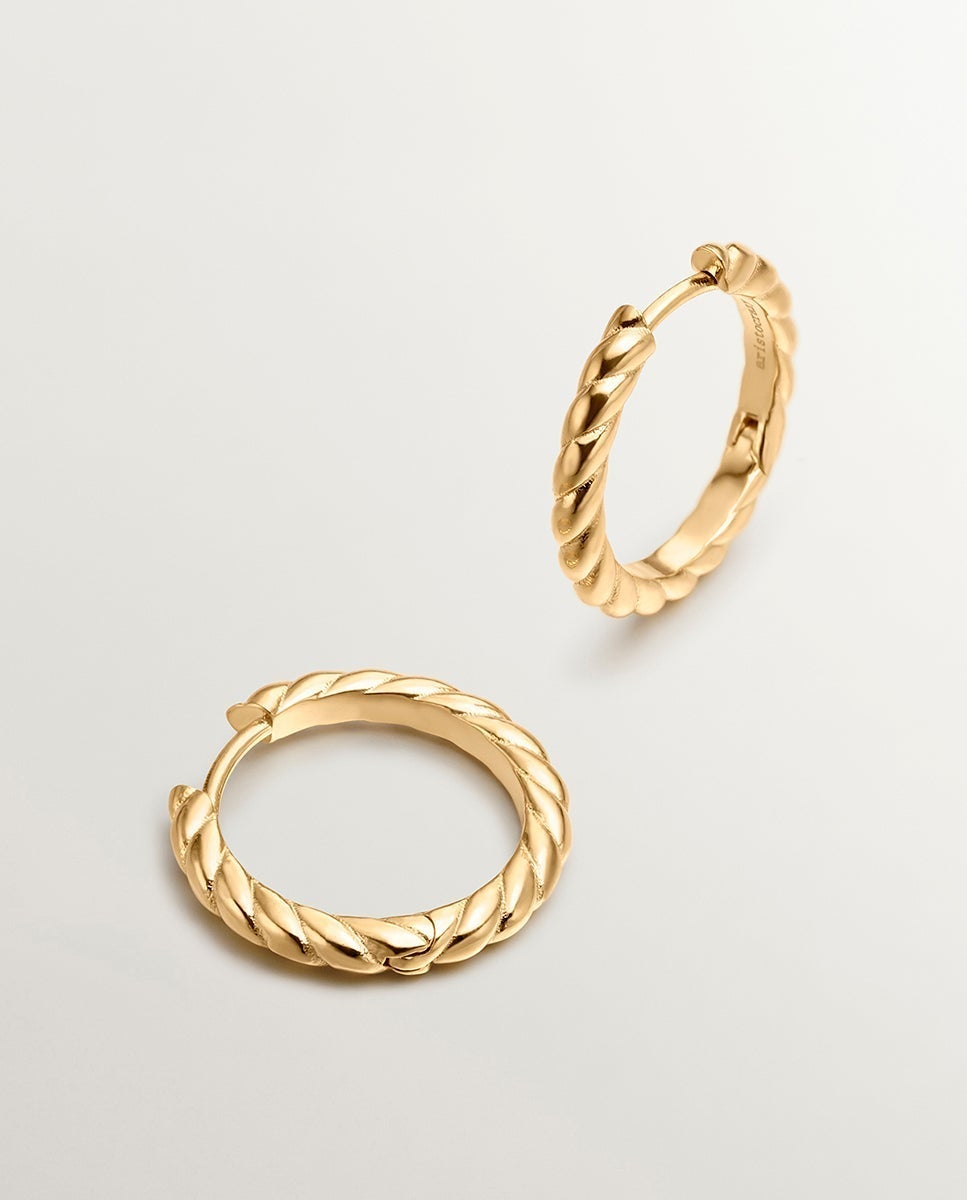 Pendientes de aro de plata 925 bañada en oro amarillo de 18K con textura gallonada