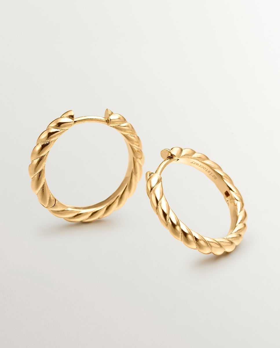 Pendientes de aro de plata 925 bañada en oro amarillo de 18K con textura gallonada