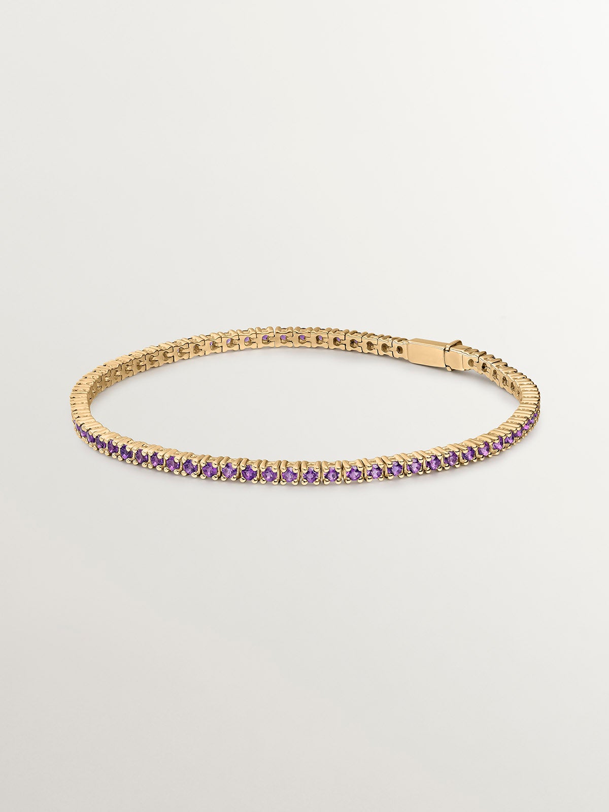 Pulsera de plata 925 bañada en oro amarillo de 18K con amatistas moradas