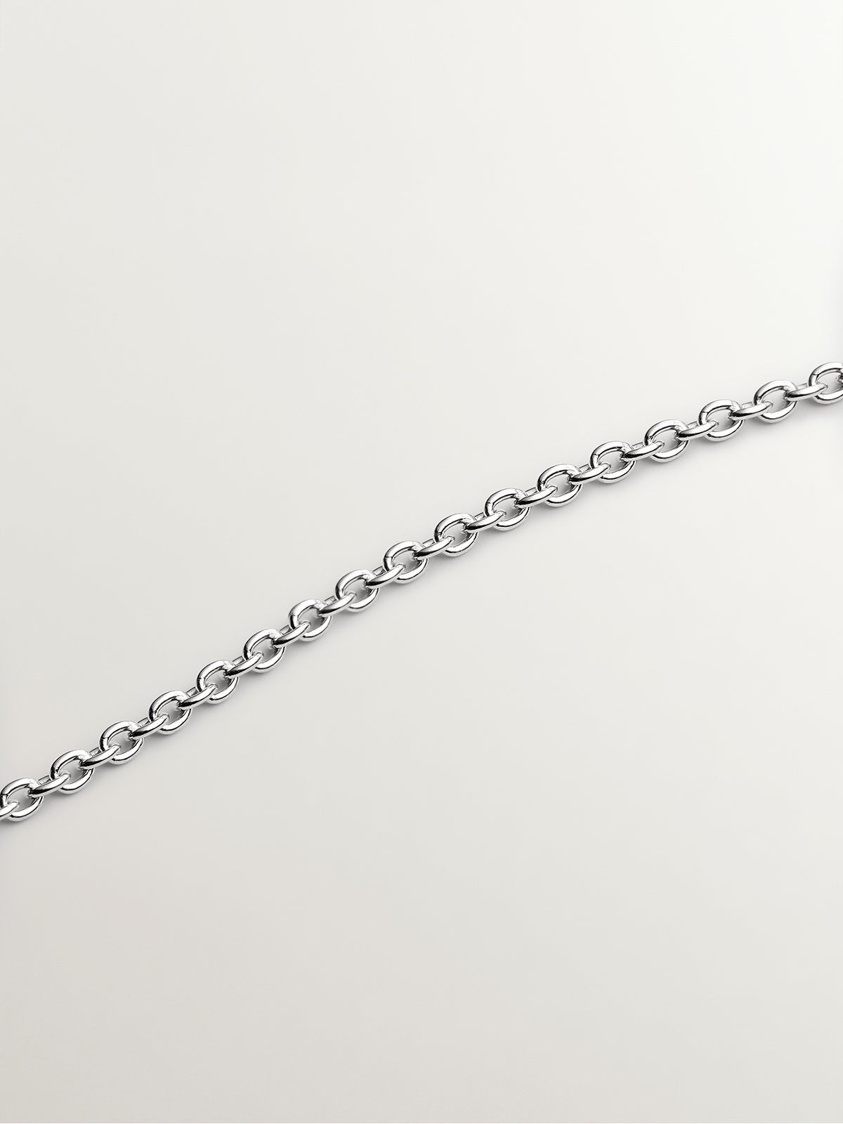 Colgante de plata 925 y oro blanco de 18K con perlas blancas, diamantes blancos y esmalte gris