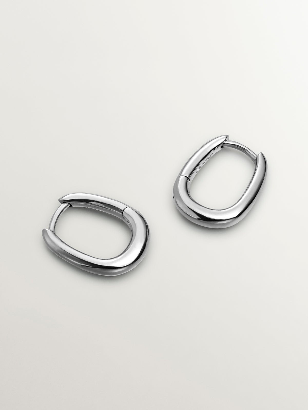 Pendientes de aro grueso de plata 925