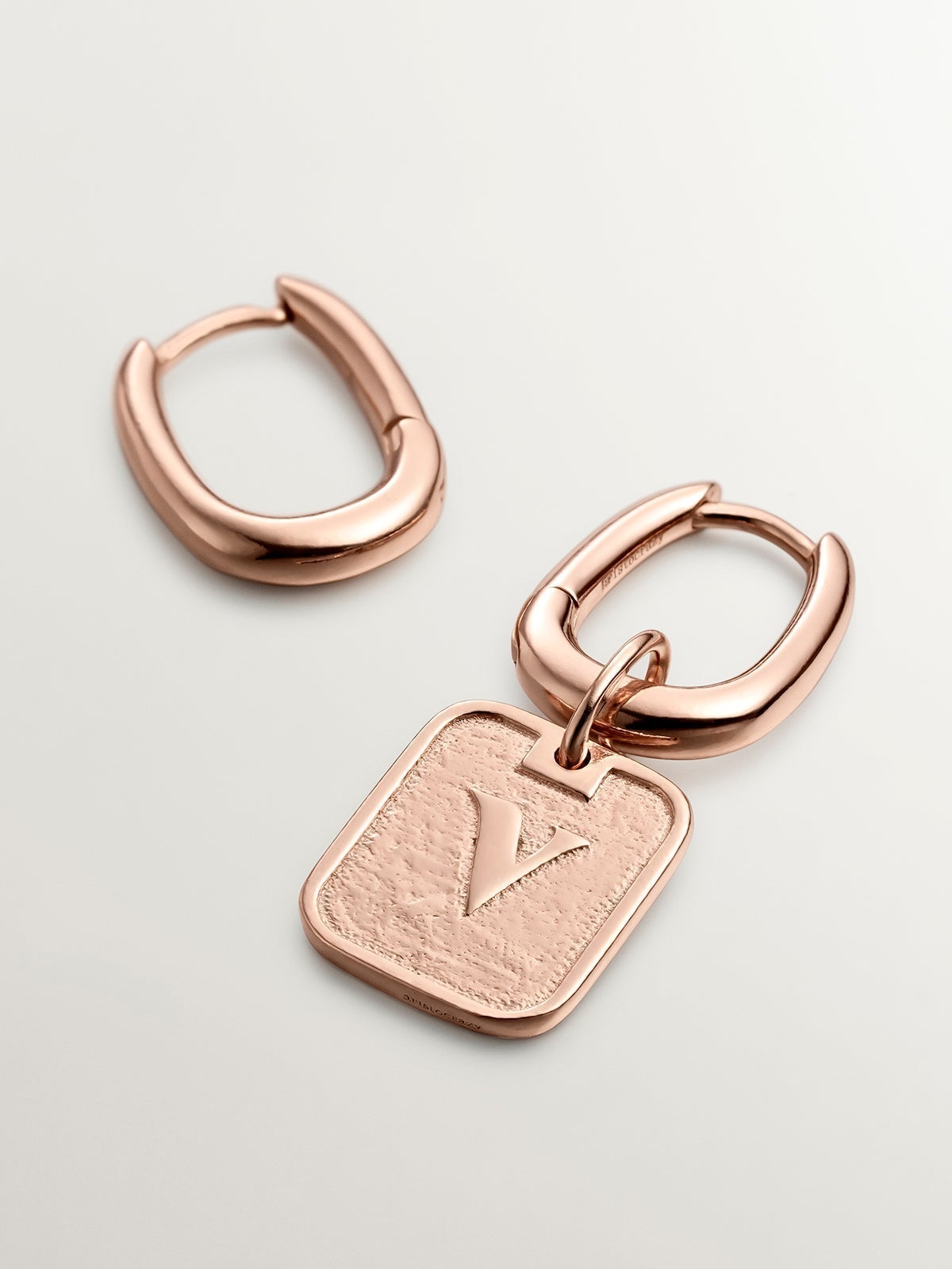 Pendientes de aro grueso de plata 925 bañada en oro rosa de 18K