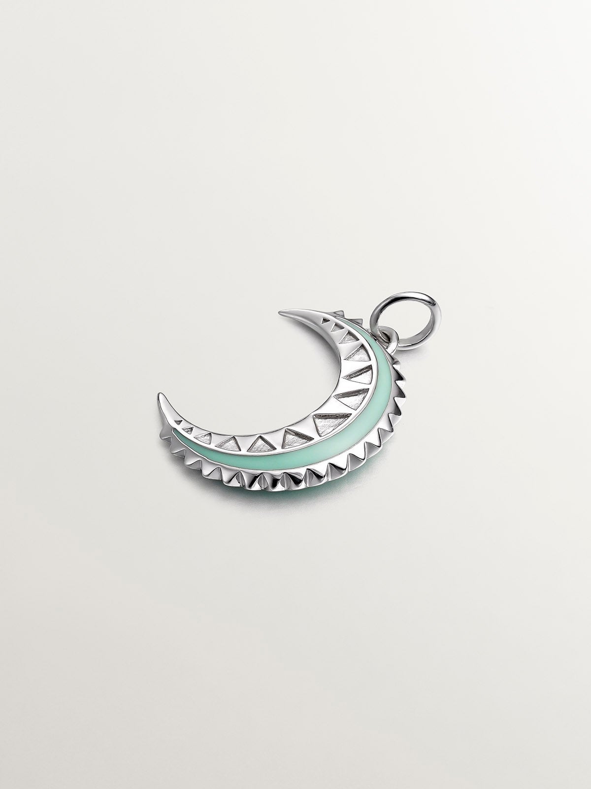 Charm de plata 925 con amatistas moradas, esmalte verde y forma de luna
