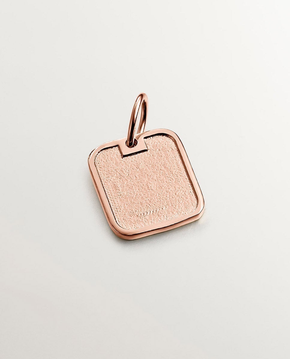 Charm de plata 925 bañada en oro rosa de 18K con número 4
