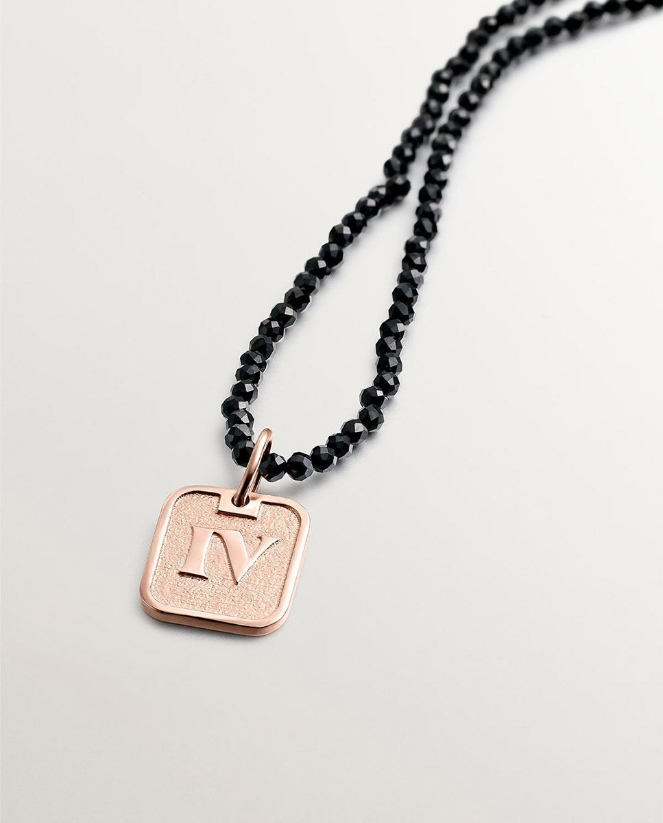 Charm de plata 925 bañada en oro rosa de 18K con número 4