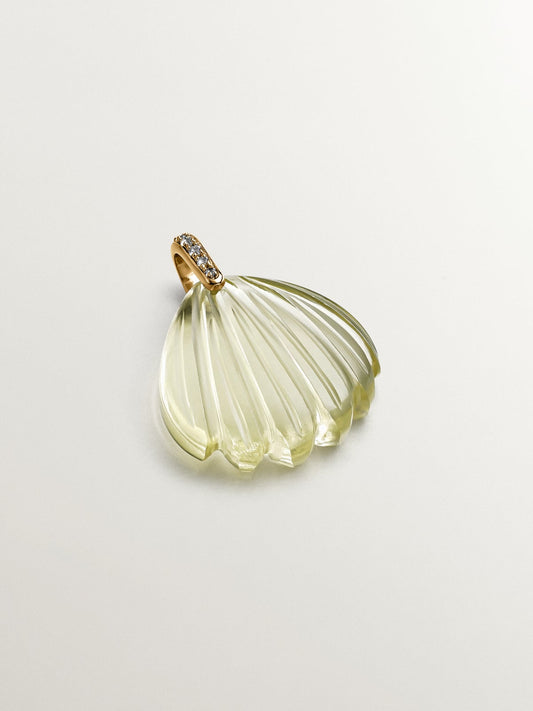 Charm de plata 925 bañada en oro amarillo de 18K con cuarzo limón y topacios blancos