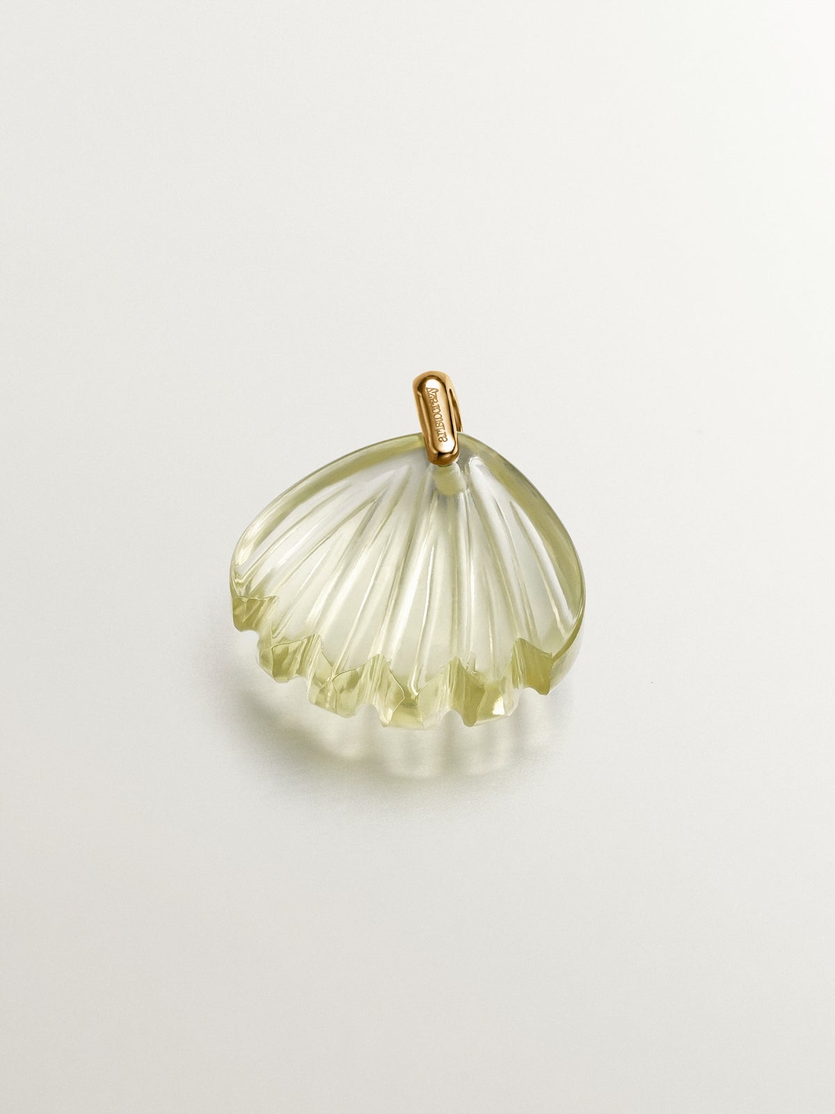 Charm de plata 925 bañada en oro amarillo de 18K con cuarzo limón y topacios blancos