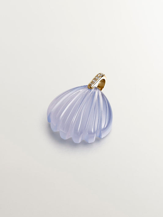 Charm de plata 925 bañada en oro amarillo de 18K con cuarzo limón y topacios blancos