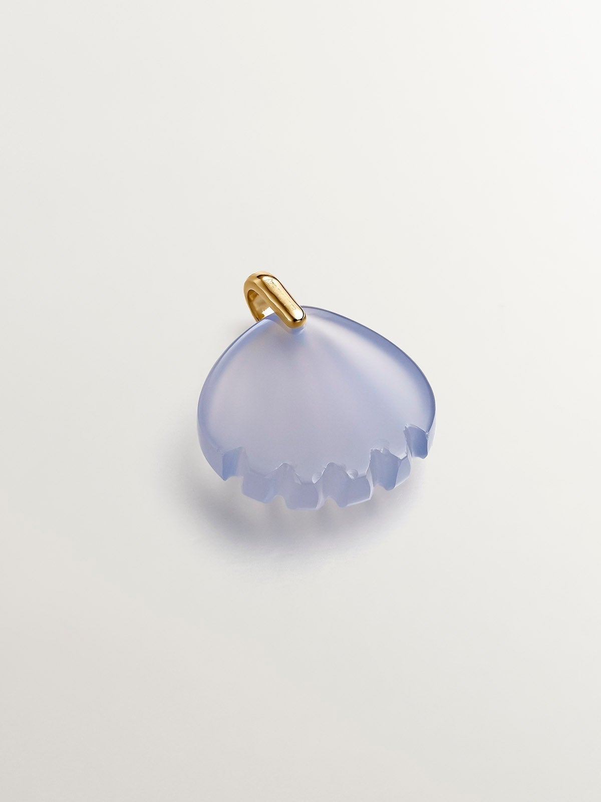 Charm de plata 925 bañada en oro amarillo de 18K con cuarzo limón y topacios blancos