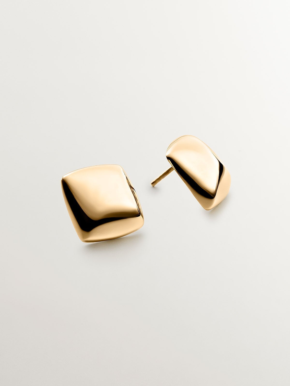 Pendientes de plata 925 bañada en oro amarillo de 18K con forma cuadrada