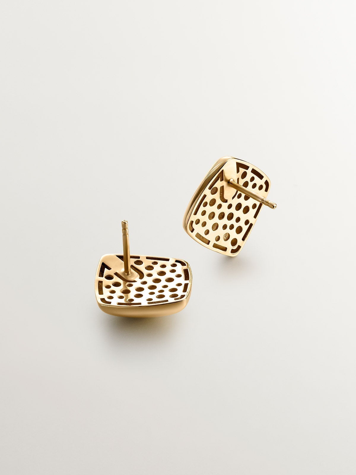 Pendientes de plata 925 bañada en oro amarillo de 18K con forma cuadrada