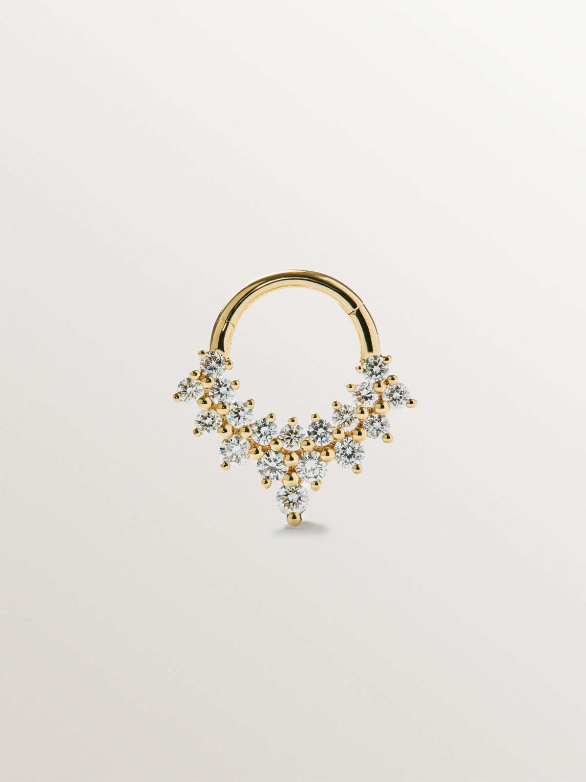 Piercing de oro amarillo de 18K y diamantes en talla brillante