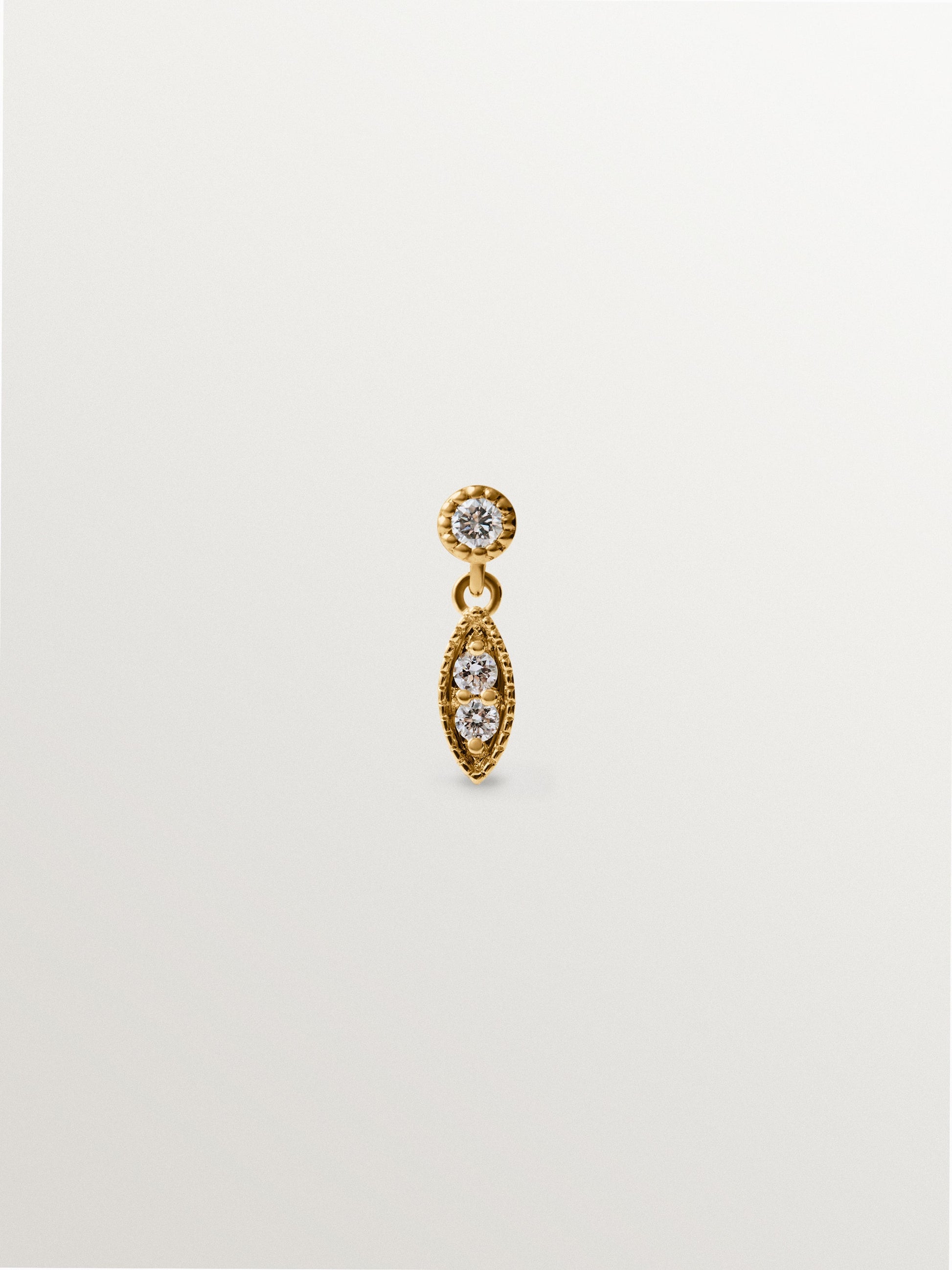 Piercing de oro amarillo de 18K con diamantes en talla brillante