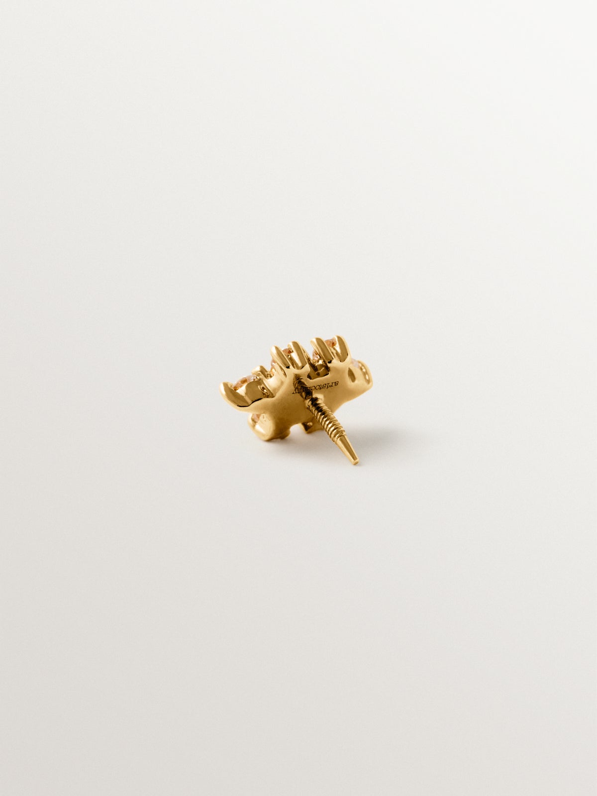 Piercing de oro amarillo de 18K con diamantes y forma de flor