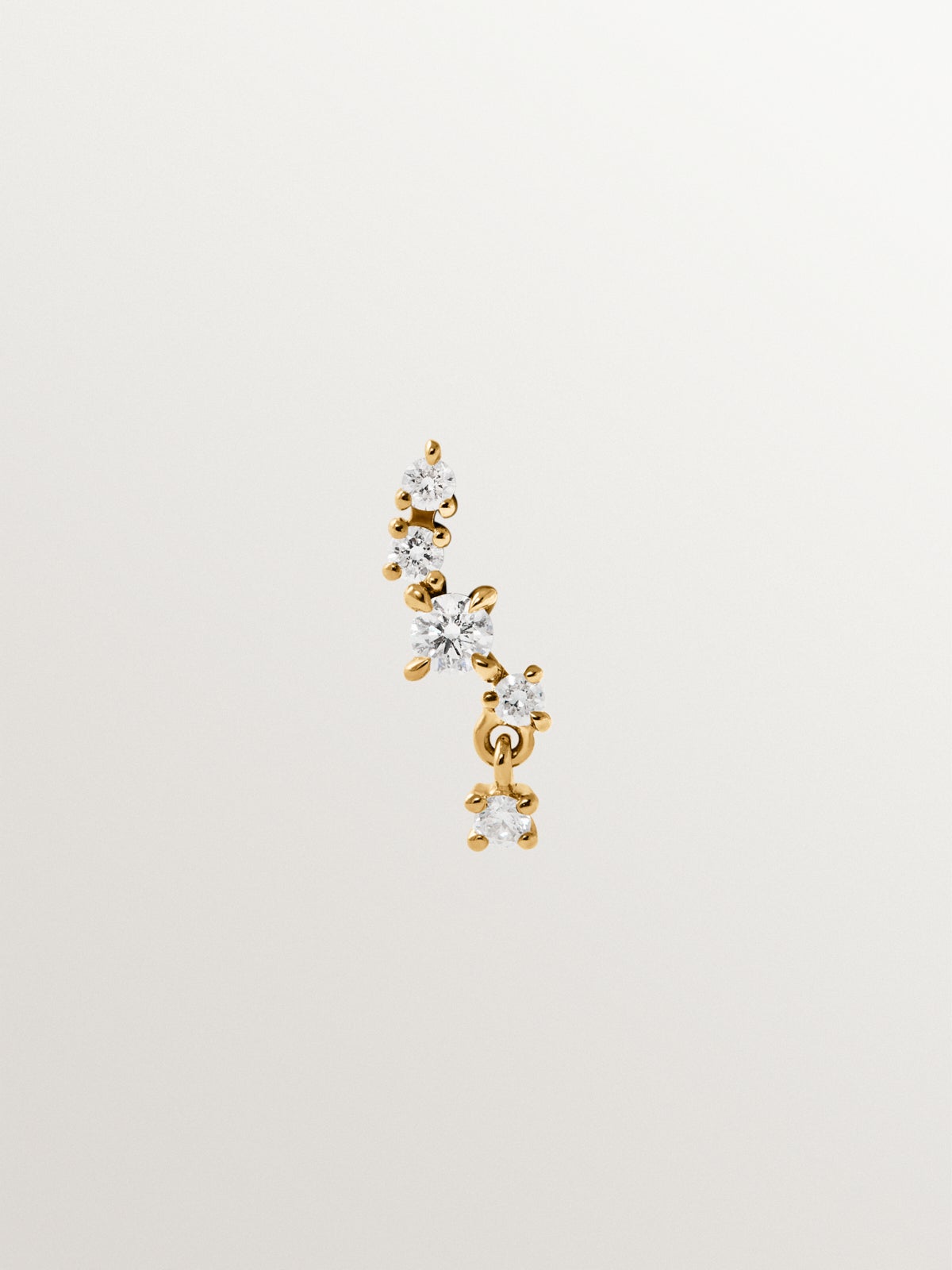 Piercing trepador de oro amarillo de 18K con diamantes
