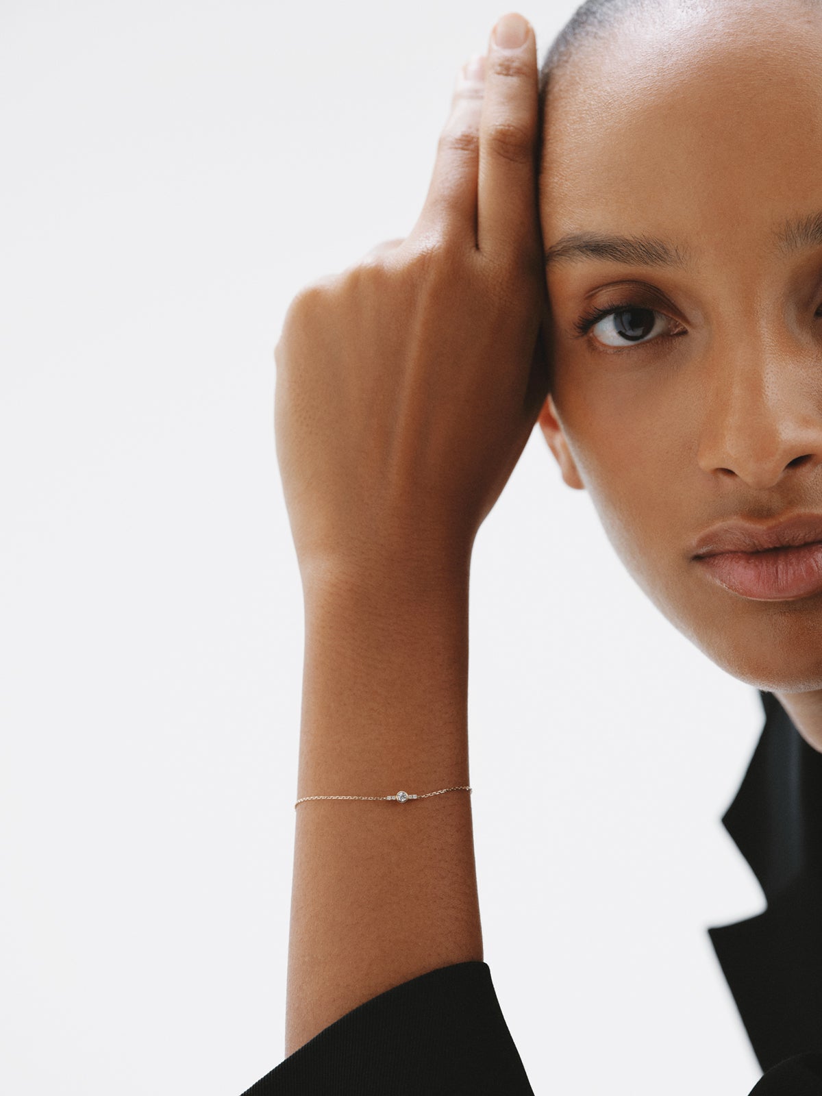 Pulsera de oro amarillo de 9K con diamantes