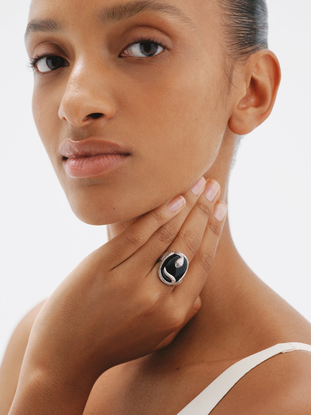 Anillo en plata 925 con ónix negro