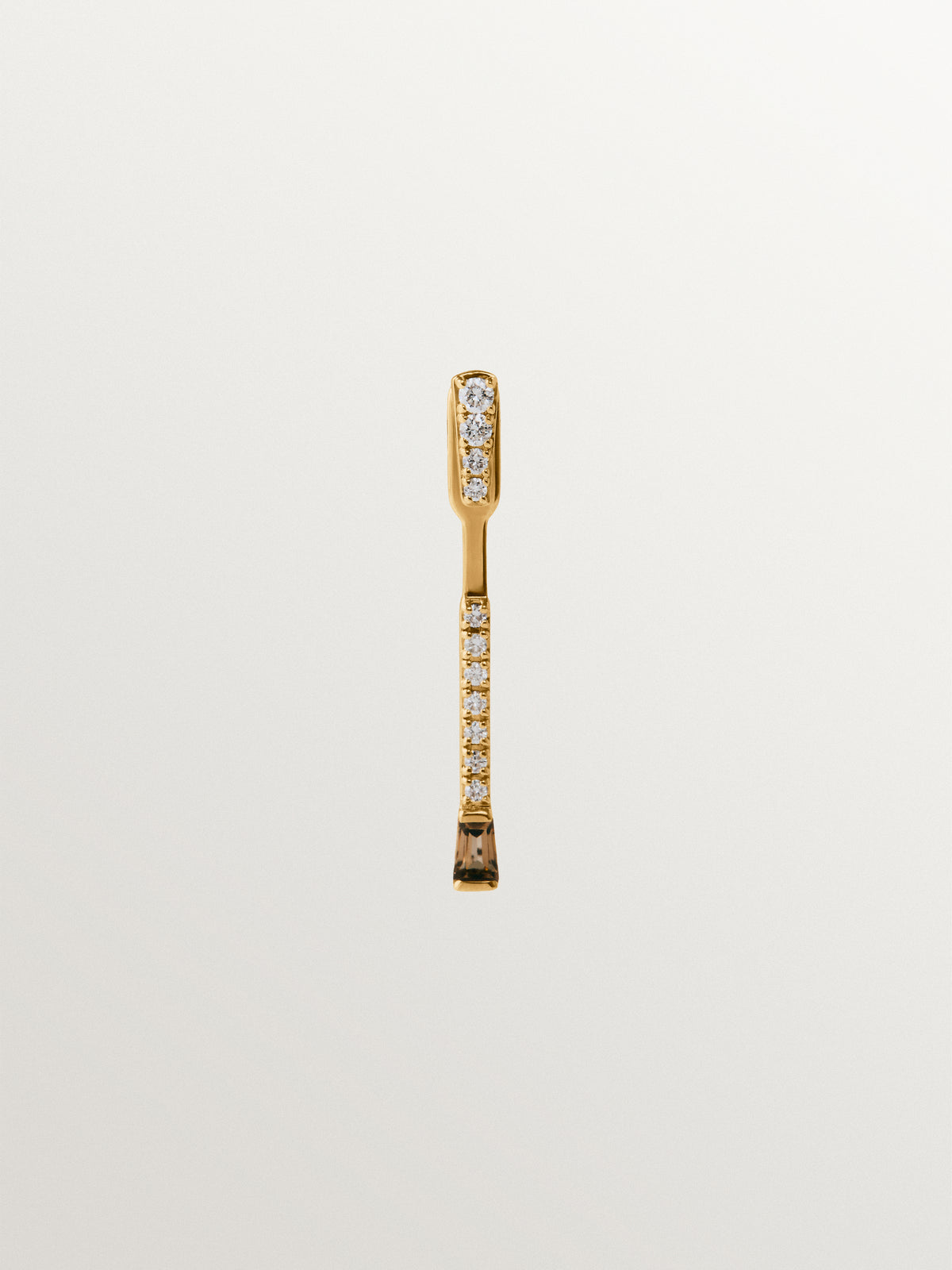 Pendiente individual de oro amarillo de 9K con diamantes y cuarzos marrones