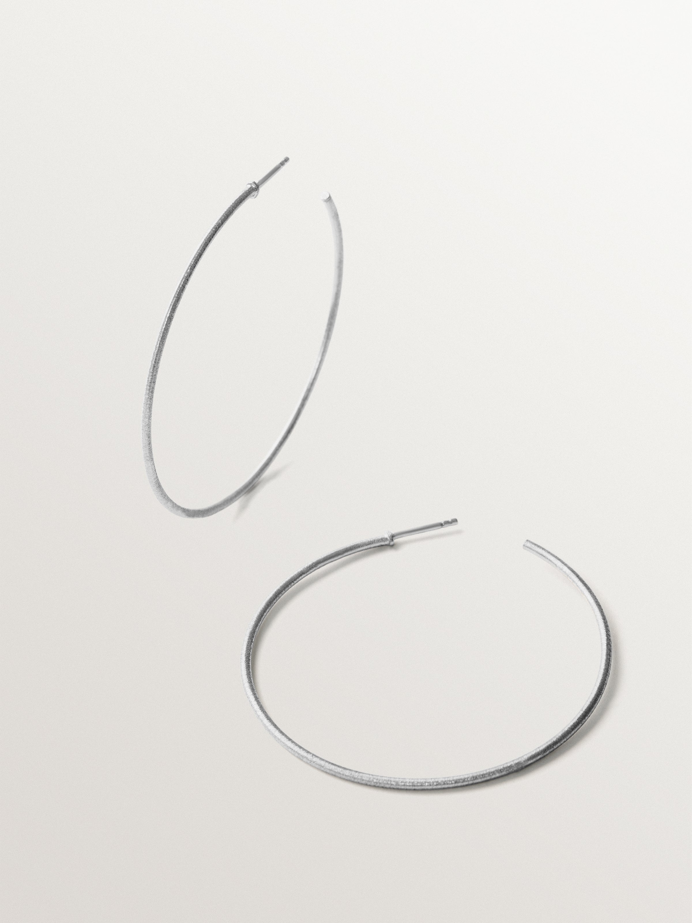Pendientes de aro de plata 925 con textura