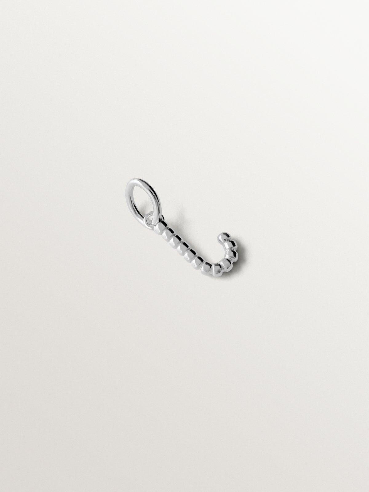 Charm de plata 925 con letra J y motivos de esferas