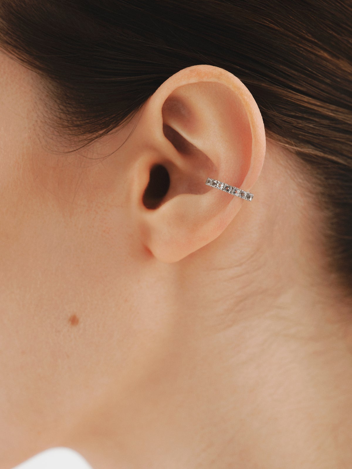 Pendiente earcuff de plata 925 con topacios blancos