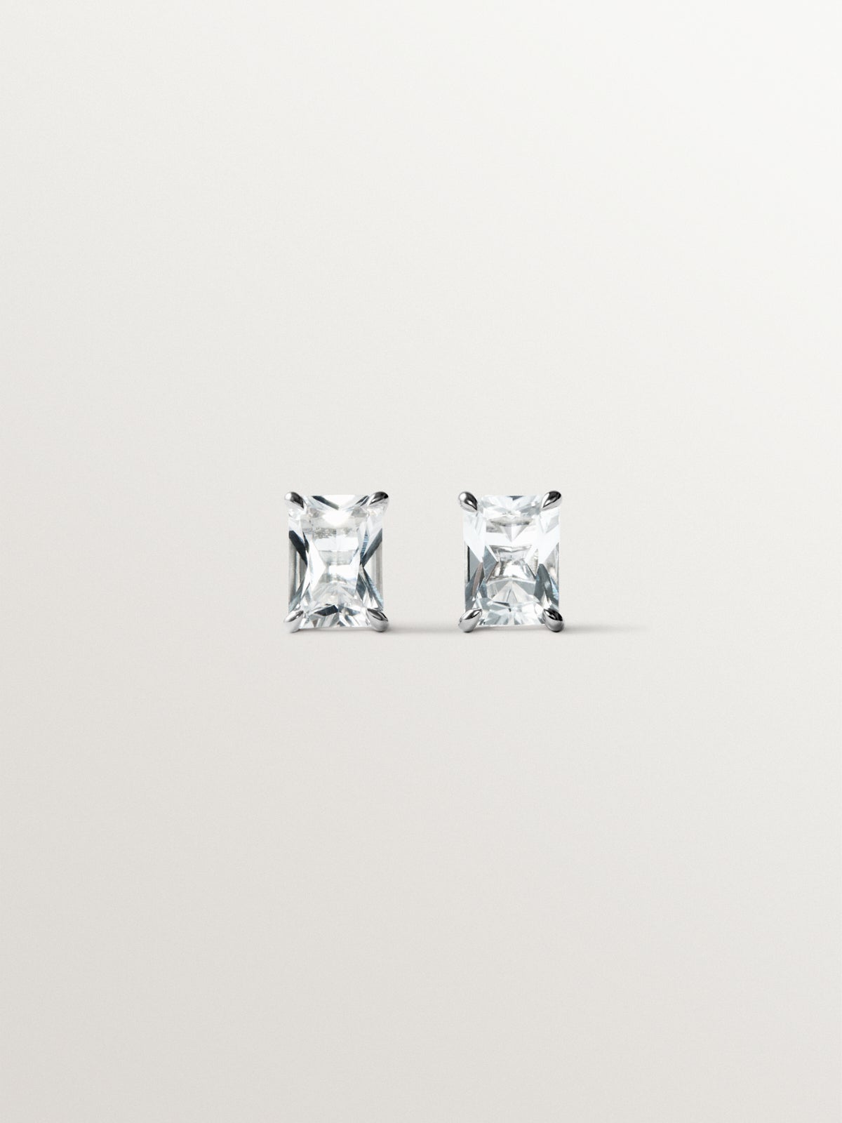 Pendientes de botón de plata 925 con cuarzos blancos