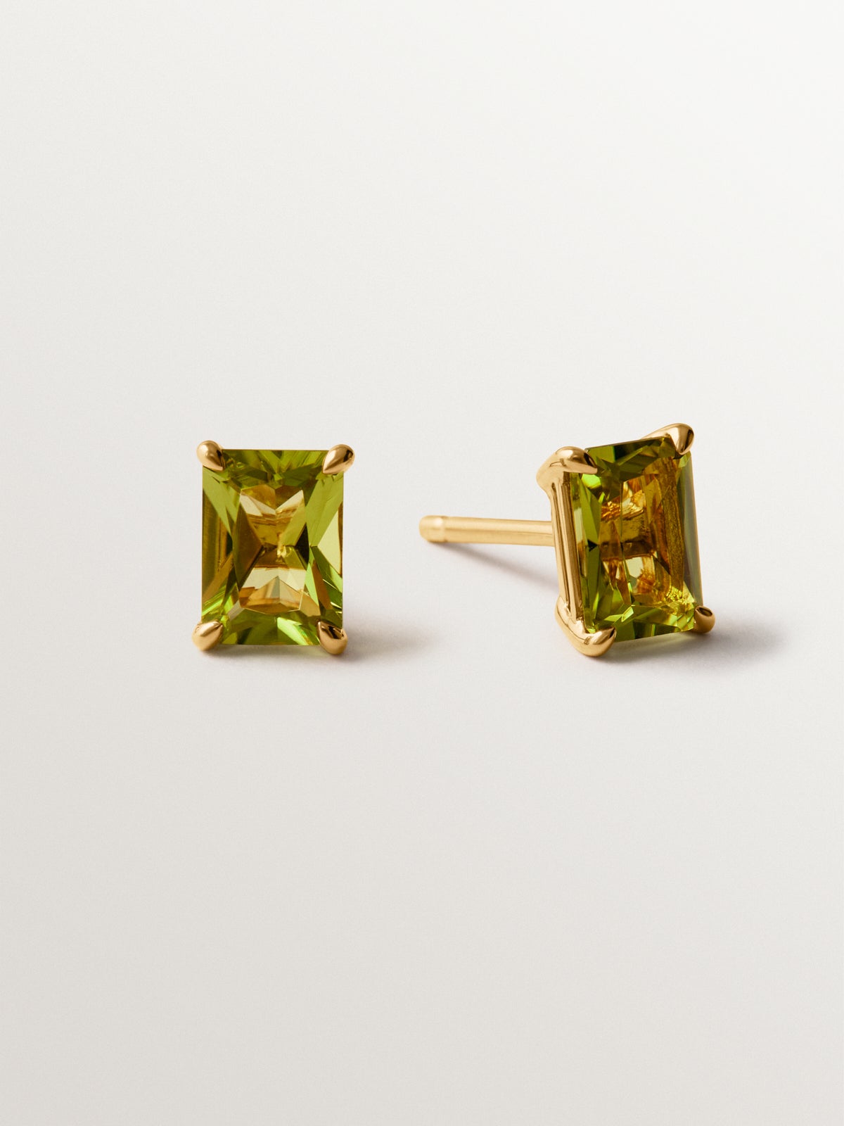 Pendientes de plata 925 bañados en oro amarillo de 18K peridotos verdes