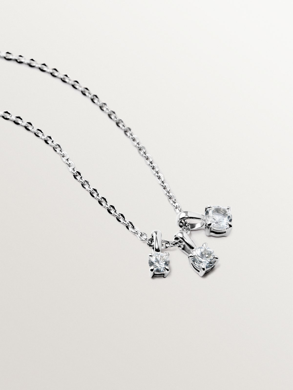 Collar de plata 925 con cuarzos blancos