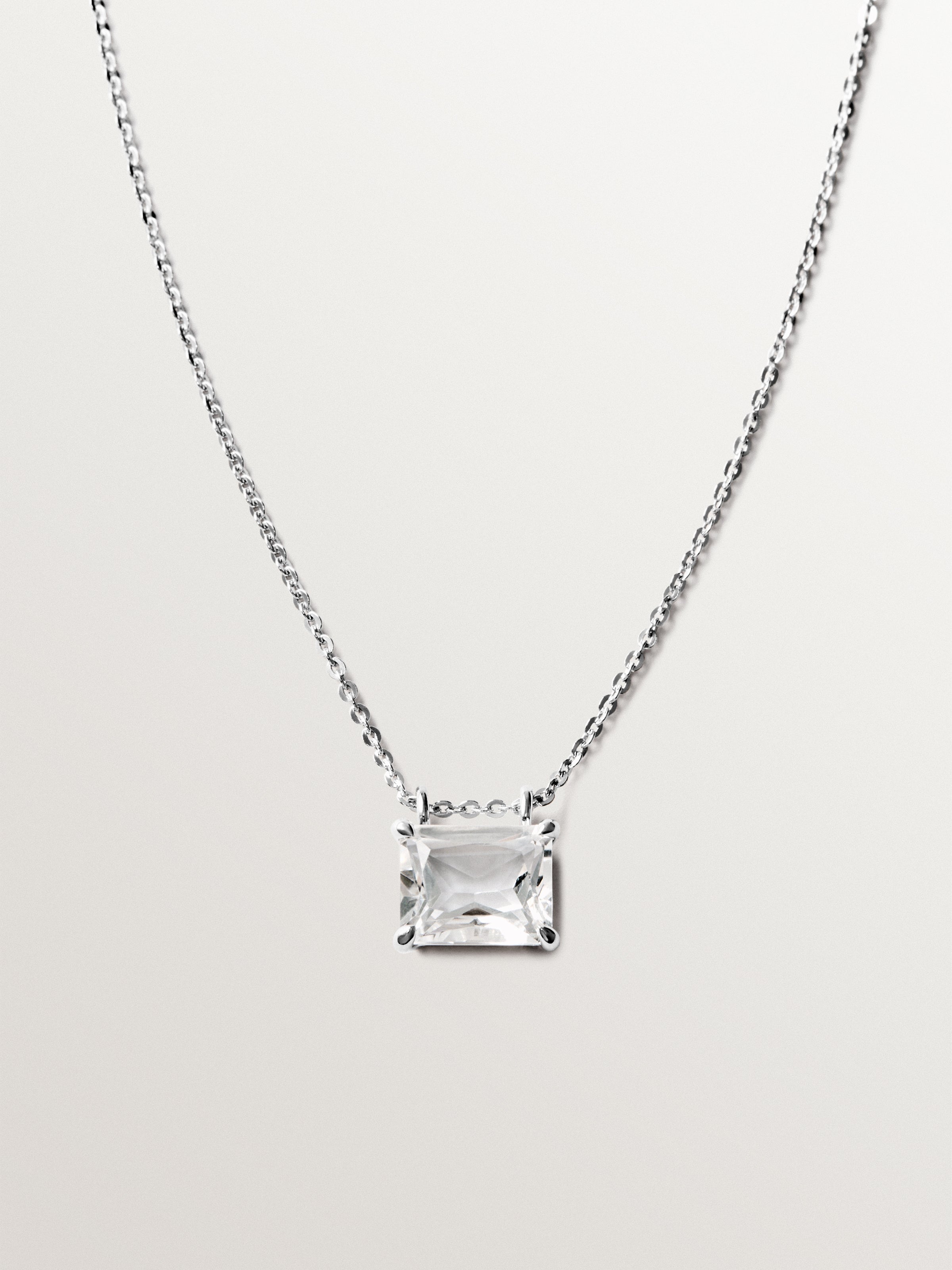 Collar de plata 925 con cuarzo blanco