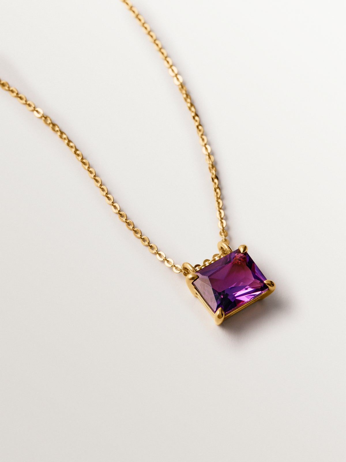 Collar de plata 925 bañada en oro amarillo de 18K con amatista rosa