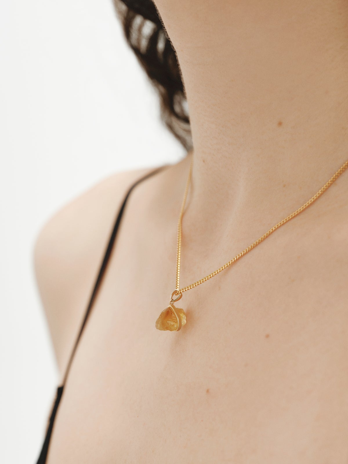 Charm piedra de nacimiento Noviembre con citrino amarillo