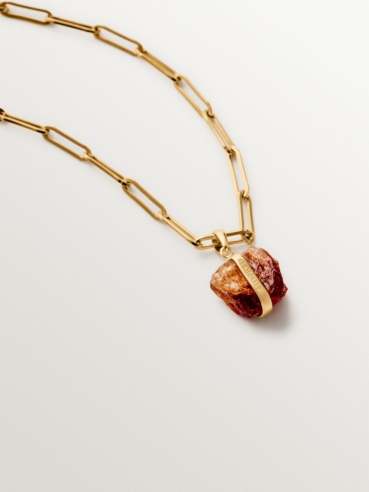 Charm piedra de nacimiento Enero con granate