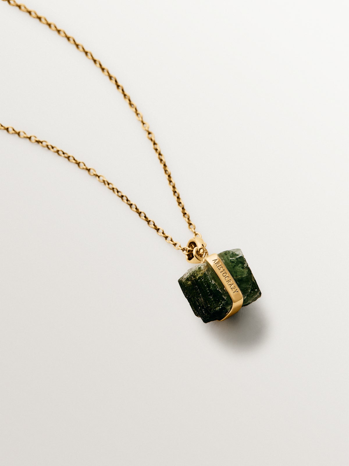 Charm piedra de nacimiento Octubre con turmalina verde